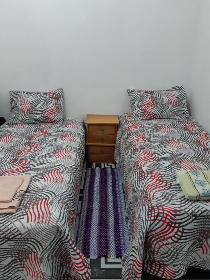 Kitnet Maysa Em Benfica Rj Apartamento *
